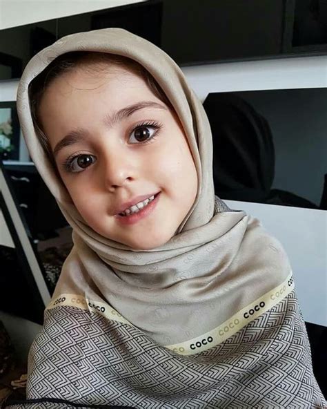 Mahdis Mohammadi นางฟ้าตัวน้อยในผ้าคลุมฮิญาบที่ขึ้นชื่อว่า สวยที่สุดใน