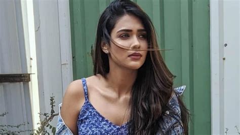 Highpoint In Kasautii Shivani To Get Married To Ronit India Forums