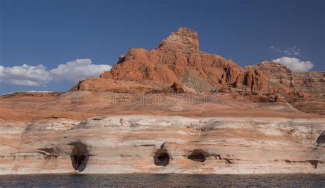 Lake Powell Caves And Cliffs Stock Image Image Of Holiday Cliffs