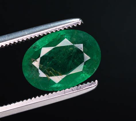 181 Ct Natural Zambia Emerald Gemstone