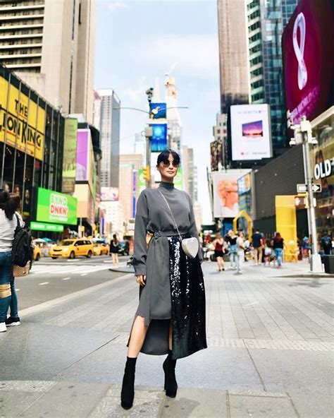 All Our Favorite Looks Of Heart Evangelista In Nyfw Heart Evangelista Style Heart Evangelista