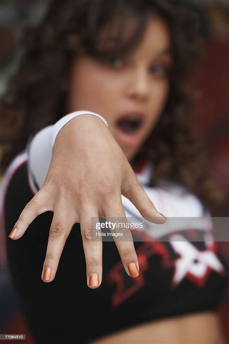 Closeup Of A Girl Showing Her Fingers Stock Foto Getty Images
