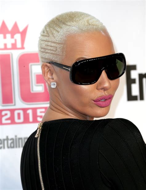 11 Bald Headed Ladies Who Rep The Trend As Something Empowering — Photos