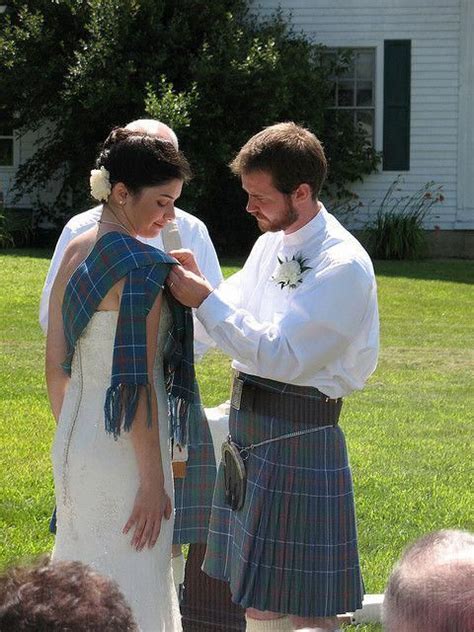 Wedding guests have drawn a blank on why one of their number is wearing a kilt. 10 Awesome, Creative and Memorable Wedding Guest Book ...
