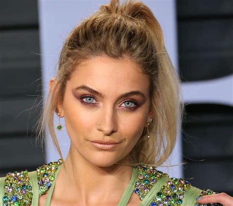 Scrolling through her instagram feed, it's. Paris Jackson Asked Fans to Stop Changing Her Skin Color to Look "More White" or "More Mixed ...