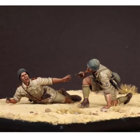 135 Scale Resin Model Kit Wwii German Soldier North Africa 2 Person