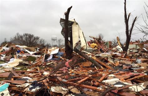 Multiple Tornadoes Damage 1450 Homes In North Texas