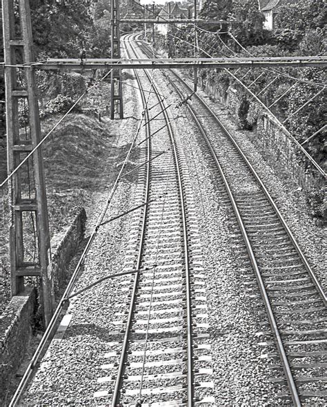Las Vías Del Tren The Train Tracks Vías Del Tren Sobre E Flickr