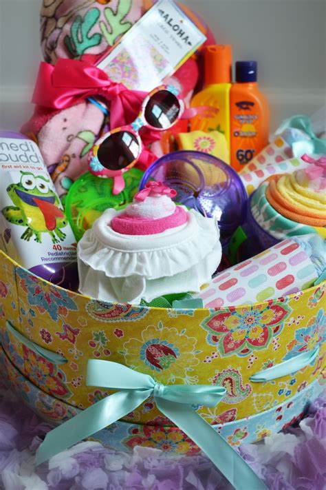 Candy basket, tickets to a haunted house or halloween party, halloween an example of a giveaway by @everlovecreations. 8 best Raffle baskets images on Pinterest | Gift basket ...