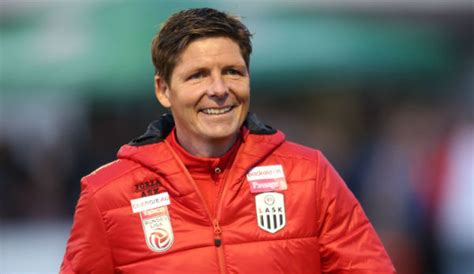 In the german bundesliga's game of coaching musical chairs, it shall still be some time before the music stops. Fix: Oliver Glasner wird Trainer beim VfL Wolfsburg
