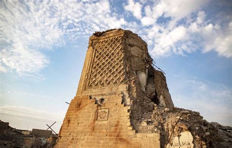 Landmark Monuments In Mosul Iraq Rising From Ruins News Photos