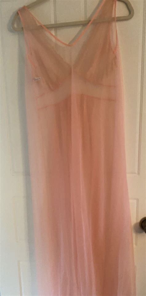 Vintage Komar Long Sheer Pink Nightgown And Robe Size Gem