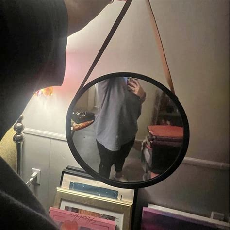 People Trying To Sell Mirrors A Picture Collection