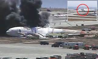 New Video Shows 2013 Asiana Airlines Crash At Sfo Airport Daily Mail Online