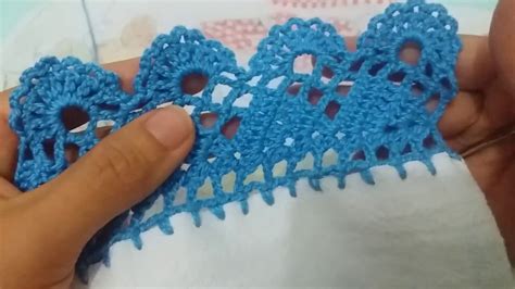 Bico De Crochê Carreira única Helena Gonçalves
