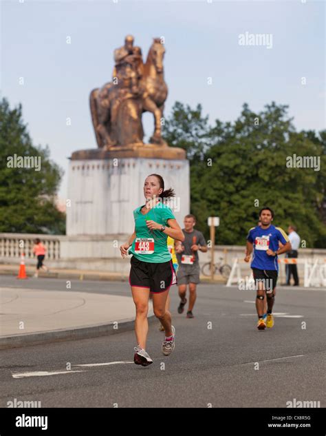 Female Marathon Runner Usa Stock Photo Alamy