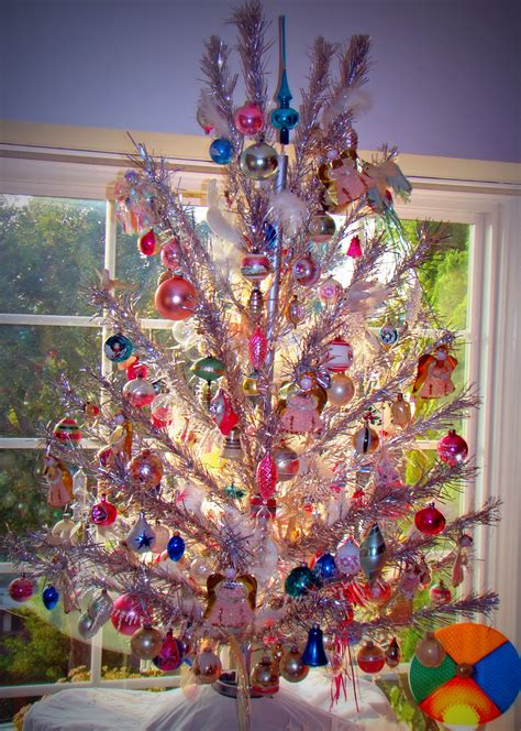 Revolving Color Wheel Christmas Tree From The 50s Retro Christmas