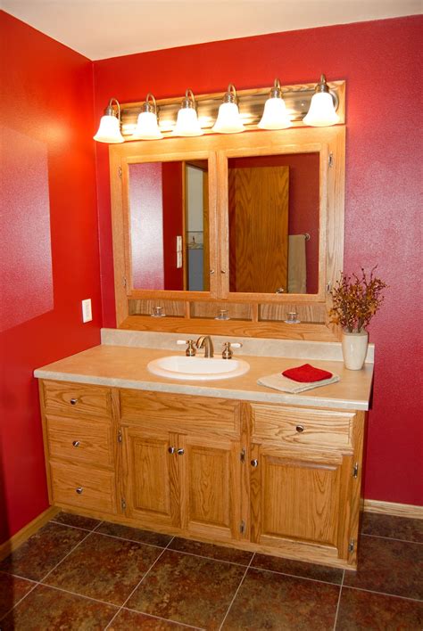 Learn how to gel stain bathroom vanity for beautiful dark oak cabinets without sanding. 50+ Great Oak Bathroom Vanities And Cabinets | Decor ...