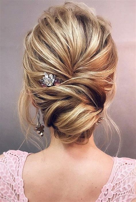 12 So Pretty Updo Wedding Hairstyles From Tonyapushkareva Frizurák