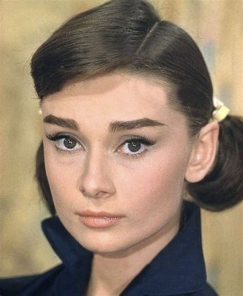 Pin By Shawty On Stunna Audrey Hepburn Pictures Audrey Hepburn