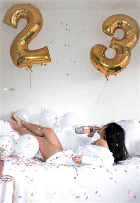 pin by lidiane siqueira on party life 21st birthday photoshoot 21st birthday pictures cute