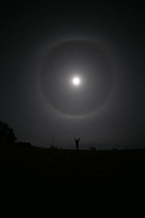 Stunning Image Taken Of Ring Of Light Around Moon Bbc News