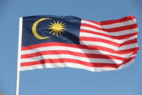 The flag of malaysia, also known as malay: Mohd Najib Tun Razak on Twitter: "Jalur Gemilang berkibar ...