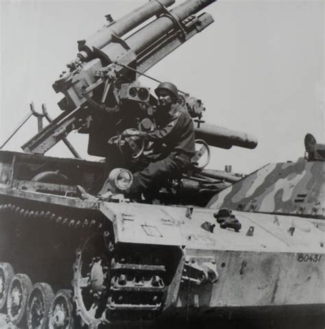 A Panzer 4 Ausf G Chassis With A Mounted 88mm Anti Aircraft Gun Mounted