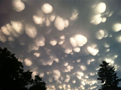 Super Cool Post Storm Clouds Clouds Mammatus Clouds Cloud Art