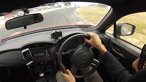 Don't wreck your car through understeer and oversteer - L2SFBC