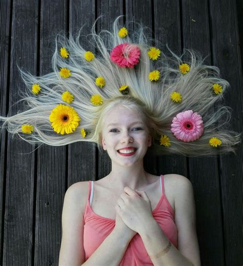 What A Beutiful Setup Flowers Hair Planshelena On Instagram Flowers Setup Home Appliances