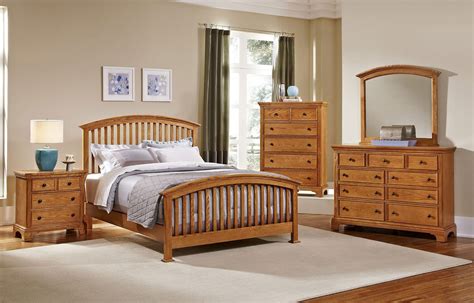 With a range of styles. Forsyth Arched Bedroom Set (Medium Oak) Vaughan Bassett ...