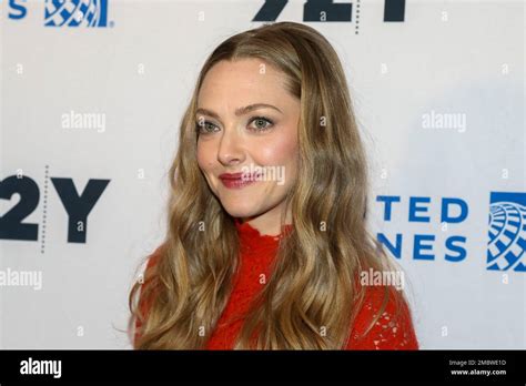 Actor Amanda Seyfried From Hulus Original Series The Dropout Pose