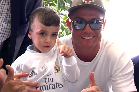 Cristiano Ronaldo Meets With Palestinian Boy Who Survived Duma Torching