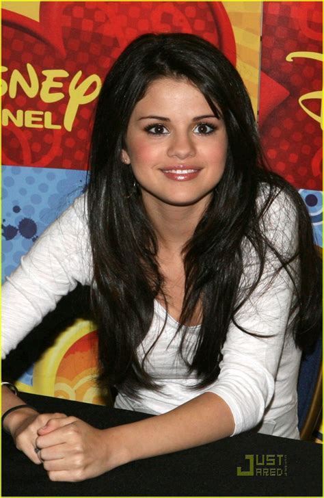 Selena Gomez S Wonderful World Of Disney Photo David Henrie