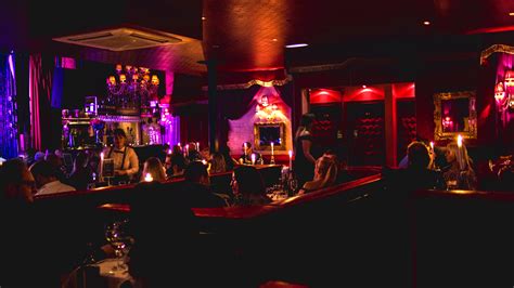 Cabaret Supper Club Pubs And Clubs Visit Belfast