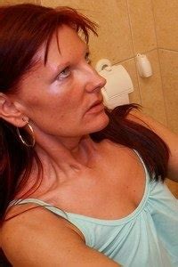 Mature Nl Deep Throat Cock Sucking On A Public Toilet Porncoven Org