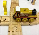 Pictures of Thomas The Train Barrel Loader