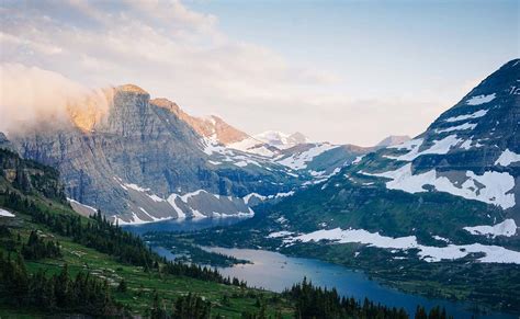Glacier National Park Fouler Le Sol De La Couronne Du Continent