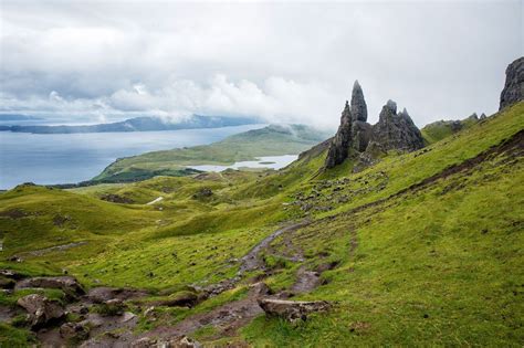 The Old Man Of Storr Isle Of Skye Scotland Earth Trekkers