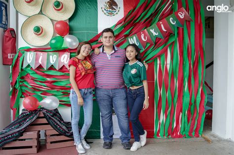 Mañanita Mexicana Bachillerato 2019 | Colegio Anglo Mexicano de ...