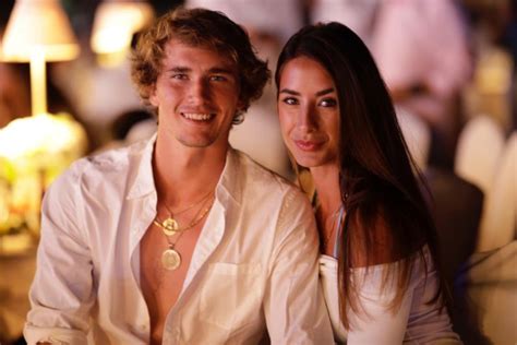 Alex zverev is the favourite to win and more well rounded player but i can see a scenario where he looks like < top 200 player against his brother. Who is Alexander Zverev's New Girlfriend?