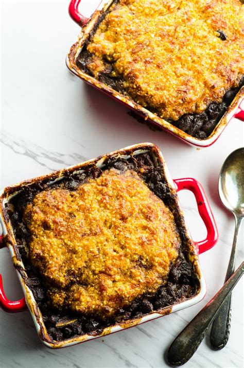 Easy cheesy vegan grits shane and simple. Cheesy Corn Bread Crusted Black Bean Chili - May I Have ...