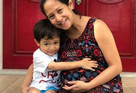 Jolina Magdangal Does The Laundry With Her Son Pele Days Before Giving Birth Showbiz Chika
