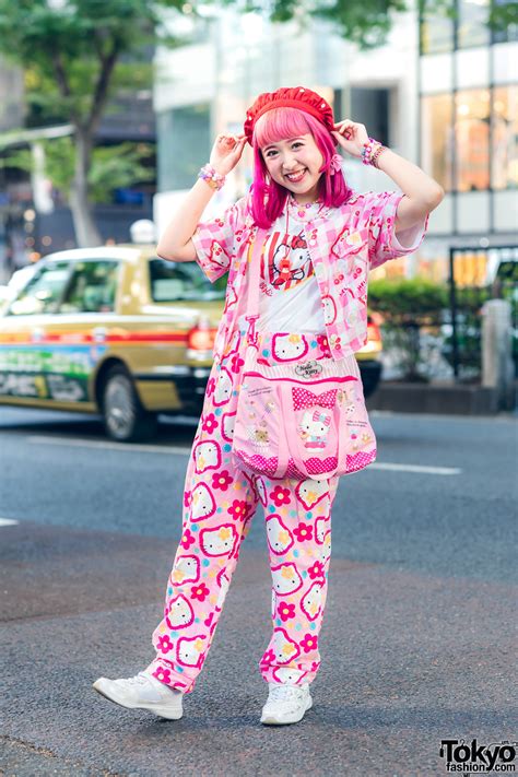 hello kitty harajuku street style w strawberry beret pink hair kiki2 kawaii vintage spinns