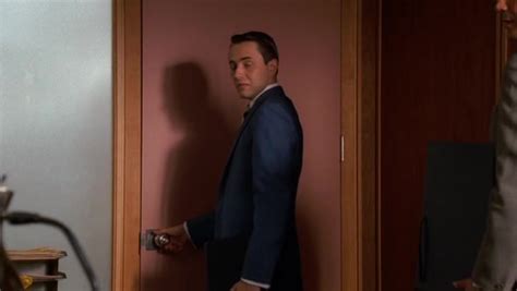 Set in 1960s new york, the stylized and provocative drama follows the lives of the ruthlessly. Recap of "Mad Men" Season 2 Episode 9 | Recap Guide
