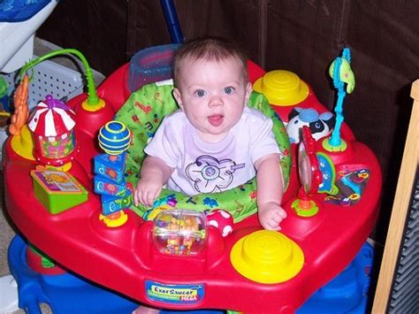 How Do I Choose The Best Baby Exersaucer Whyienjoy
