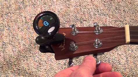 Tuning Your Ukulele With A Snark Sn Tuner Detailed Tutorial Youtube