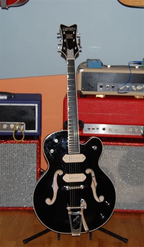 A Gretsch Silver Falcon With P90s Never Thought Id See It Gretsch