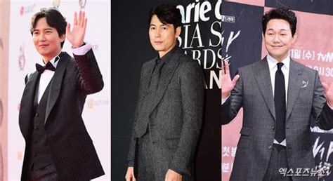 22 손등에 있는 타투 1849은 어렸을 때부터 엄마와 써왔던 숫자라고 하며, ♡ 타투는 친구와의 우정 타투로 본인도 이 타투가 제일 마음에 든다고 한다. 김남길·박성웅 측 "정우성 연출작 '보호자' 출연? 긍정 검토중 ...